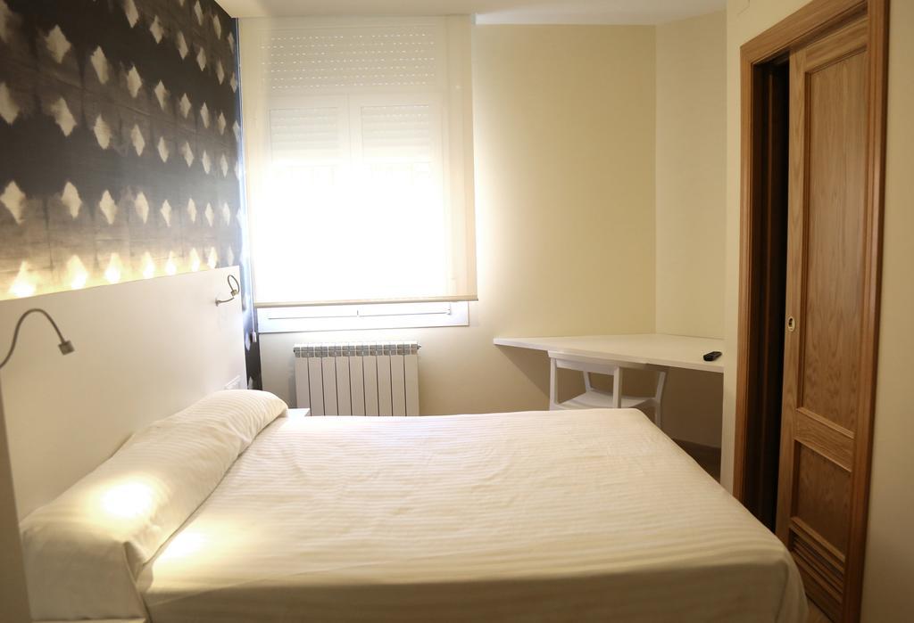 Pension Los Arcos Quarto foto